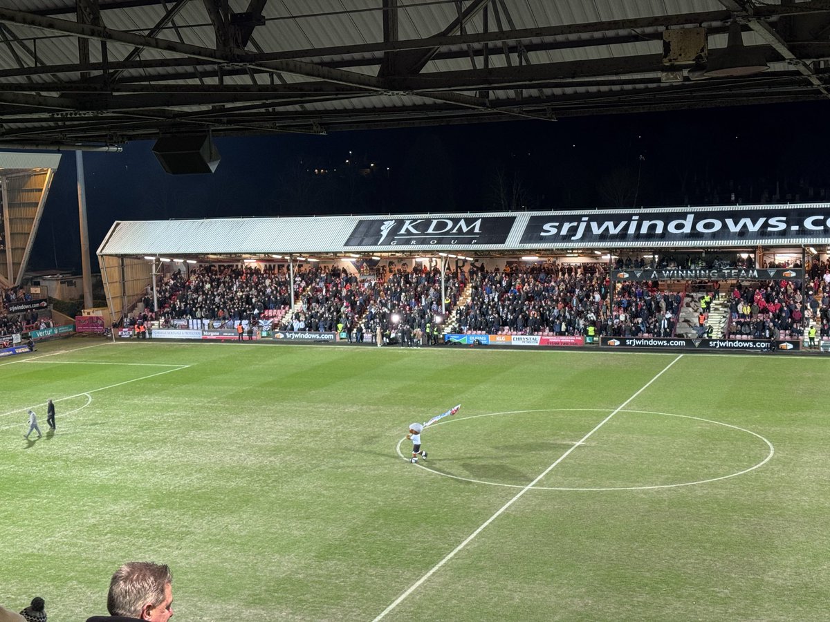 Iain Collin tweet media