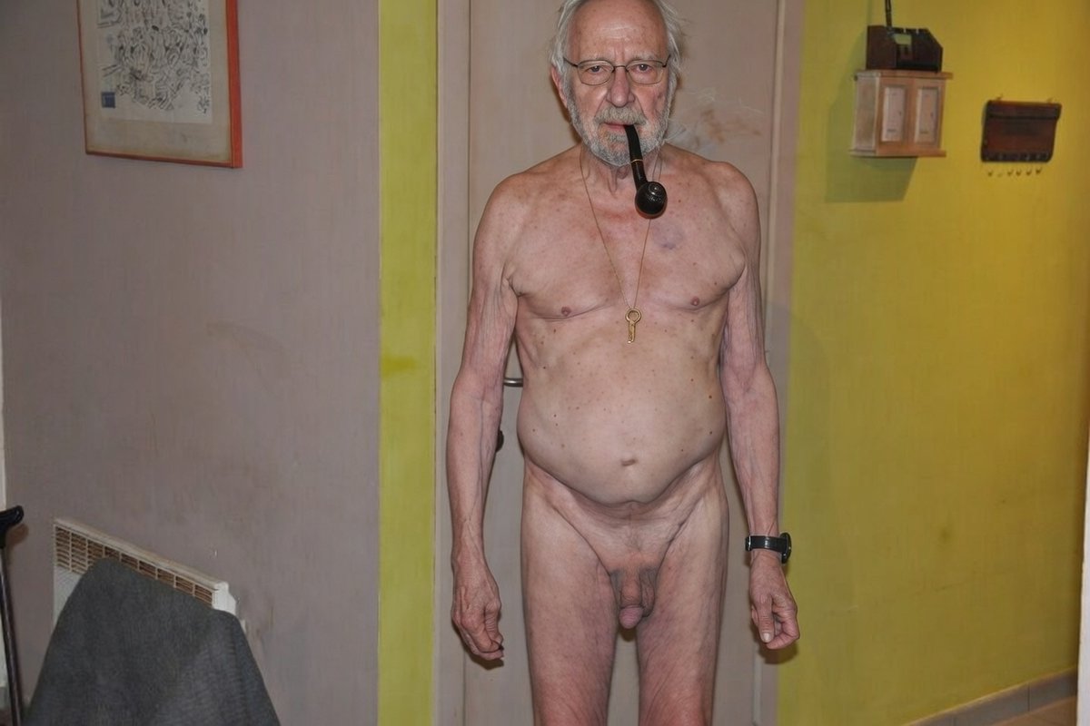 knightclare@ymail.com tweet media