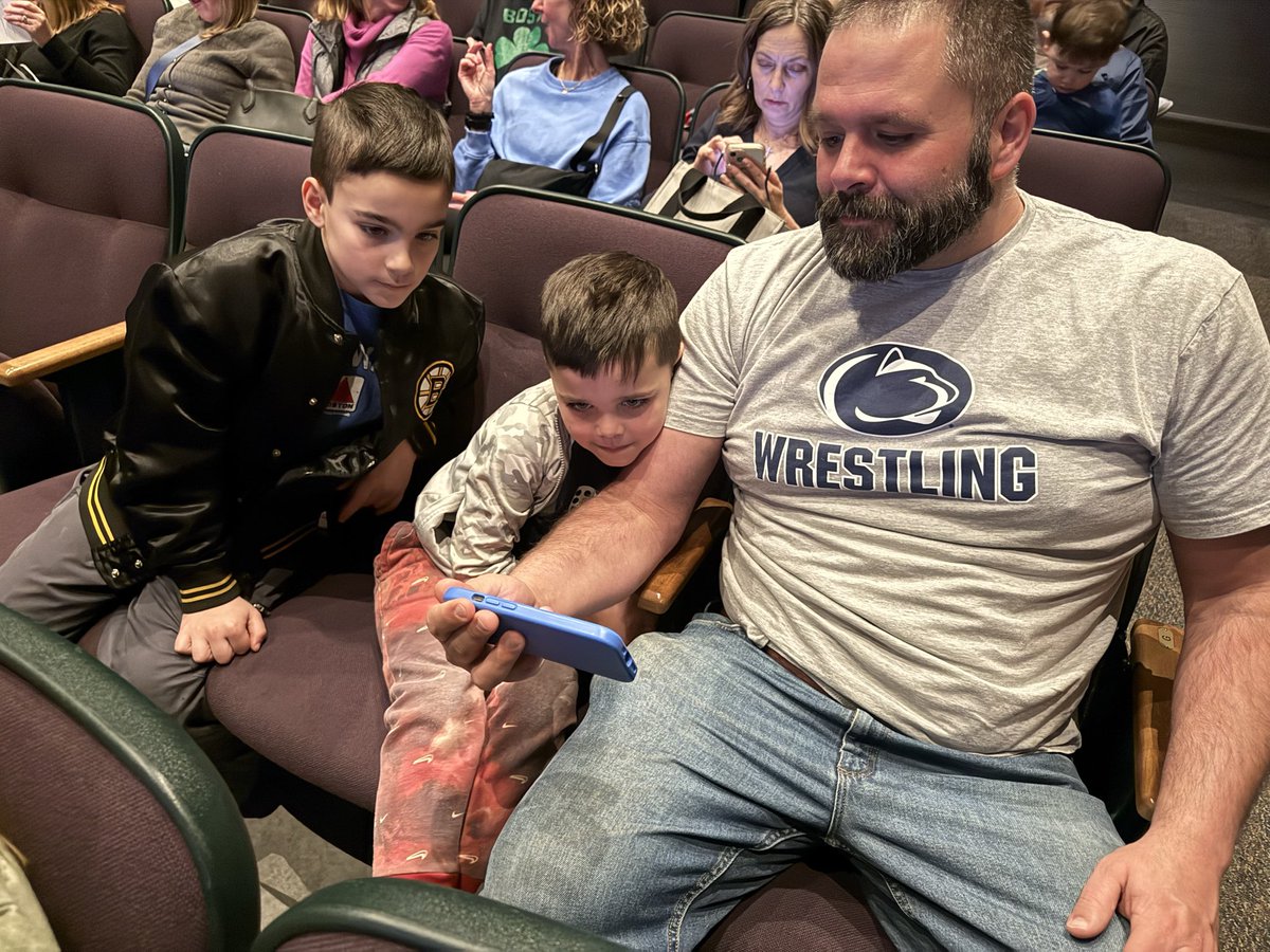 Watching the Big 10’s in between dance recital performances. Go <a href="/pennstateWREST/">Penn State WRESTLING</a> 

#B1Gquadbox