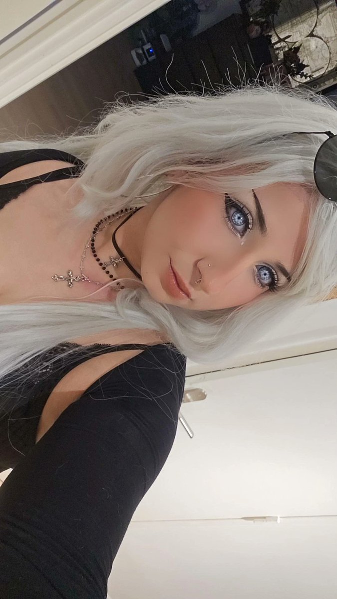 Harbinger of Chaos @REq tweet media