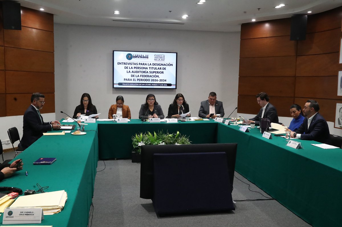 JuanJSerranoM's tweet photo. Un momento clave en el proceso de cambio en la Auditoría Superior de la Federación: la comparecencia ante las y los diputados de la Comisión de Vigilancia de la Auditoría Superior de la Federación de la Cámara de Diputados.

Un espacio para presentar una visión clara: impulsar la reestructura que la ASF necesita, con mayor rigor, coordinación y resultados.

Porque el objetivo es uno solo: que el dinero público sí llegue al pueblo.

#ASF #AuditoríaSuperiorDeLaFederación #fiscalización #rendicióndecuentas #serviciopúblico #transparencia