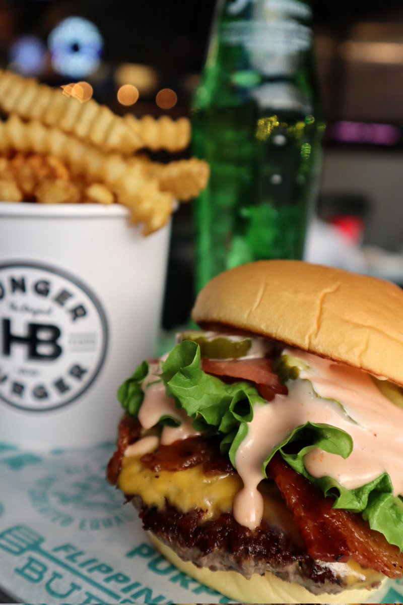 Time to eat! Oh, yeah!