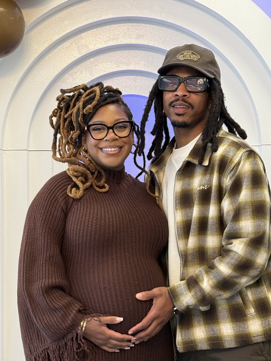 lil oat lady tweet media