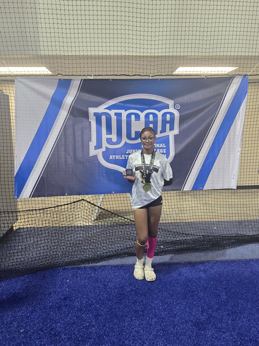 jvillecollegeXC's tweet photo. Mariah Lewis becomes the FIRST INDIVIDUAL NJCAA Track and Field All-American in school history. Placing 6th clearing a height of 5 feet 5 inches. Way to go Mariah!!!! https://t.co/9UZ8Q1n3K5