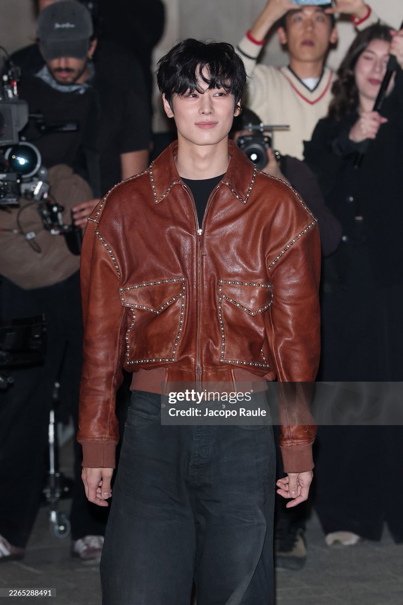 115kitten's tweet photo. Balenciaga Winter 26 Collection
발렌시아가 쇼 게티 이미지 🤎 

JUYEON FOR BALENCIAGA PFW #JUYEONxBalenciaga #JUYEON #주연 https://t.co/ymolgHuhik