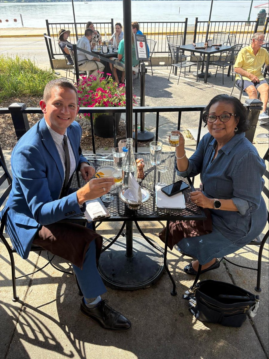 Mike Roberts tweet media