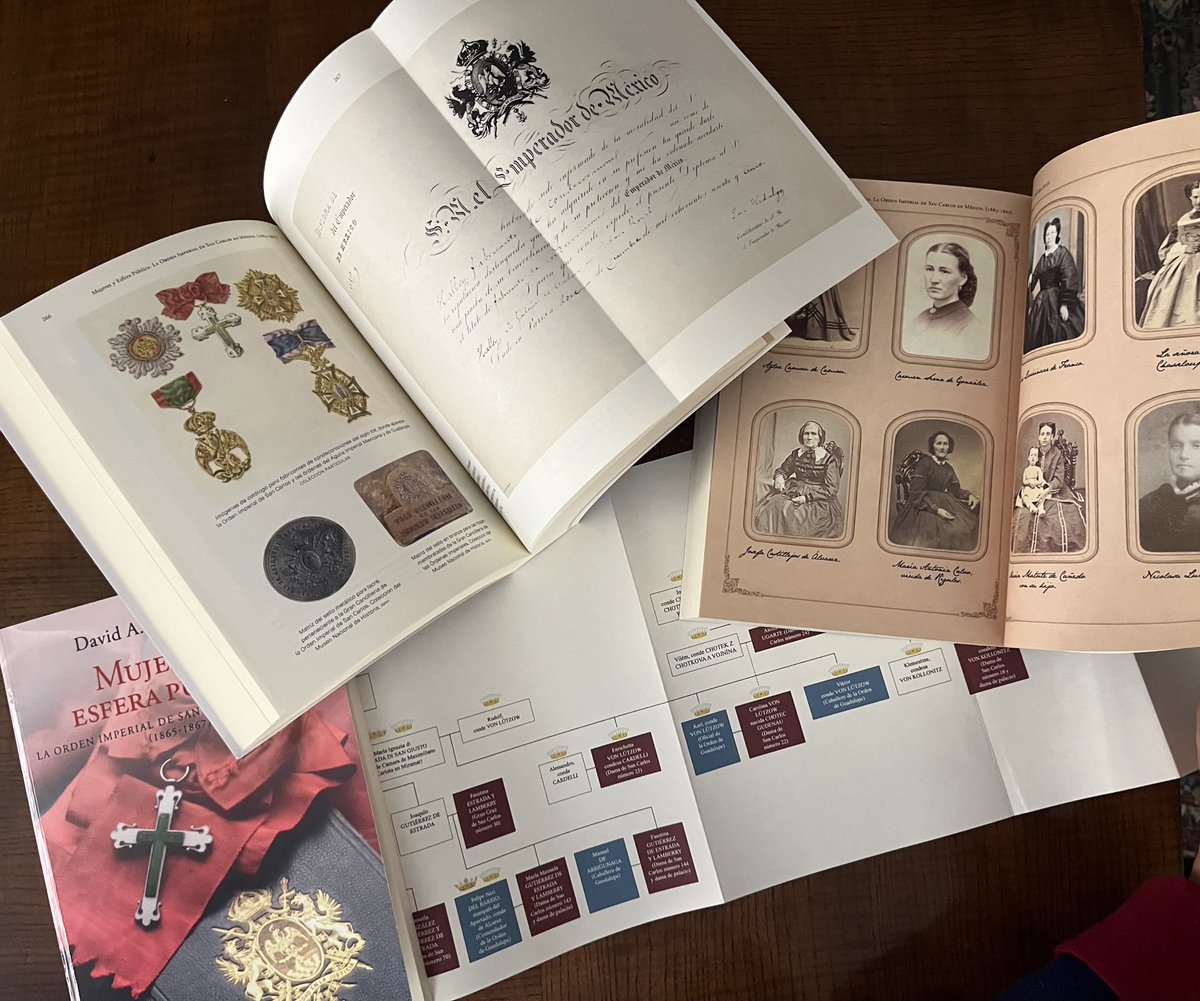 Cuadernos del Cronista tweet media