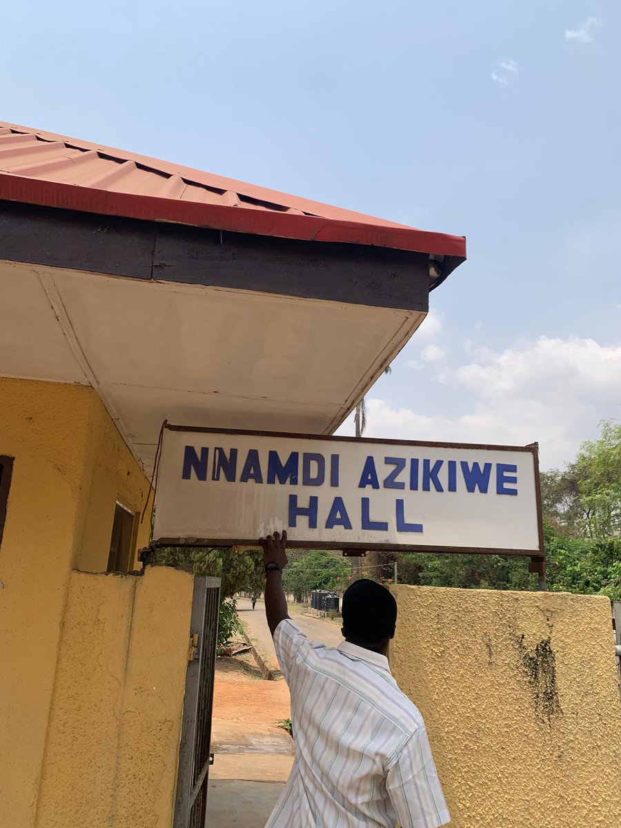 Ayo_Ojeniyi's tweet photo. came in that Wednesday in June 2021 as a young teenager who just wanted to go to school. 

Leaving today, 5 years after, with a degree, a career and solid connections and relationships that'll last a lifetime.

Nnamdi Azikiwe Hall! Thank you for everything.  I'll never forget 🤍. https://t.co/QCGwe4k1ke
