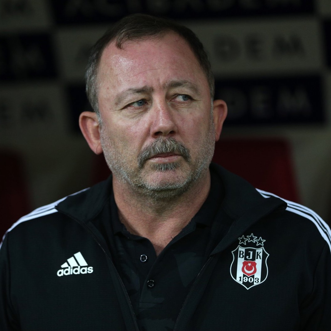 Sergen Yalçın: "Futbol artık bana göre çok siyasi oldu."