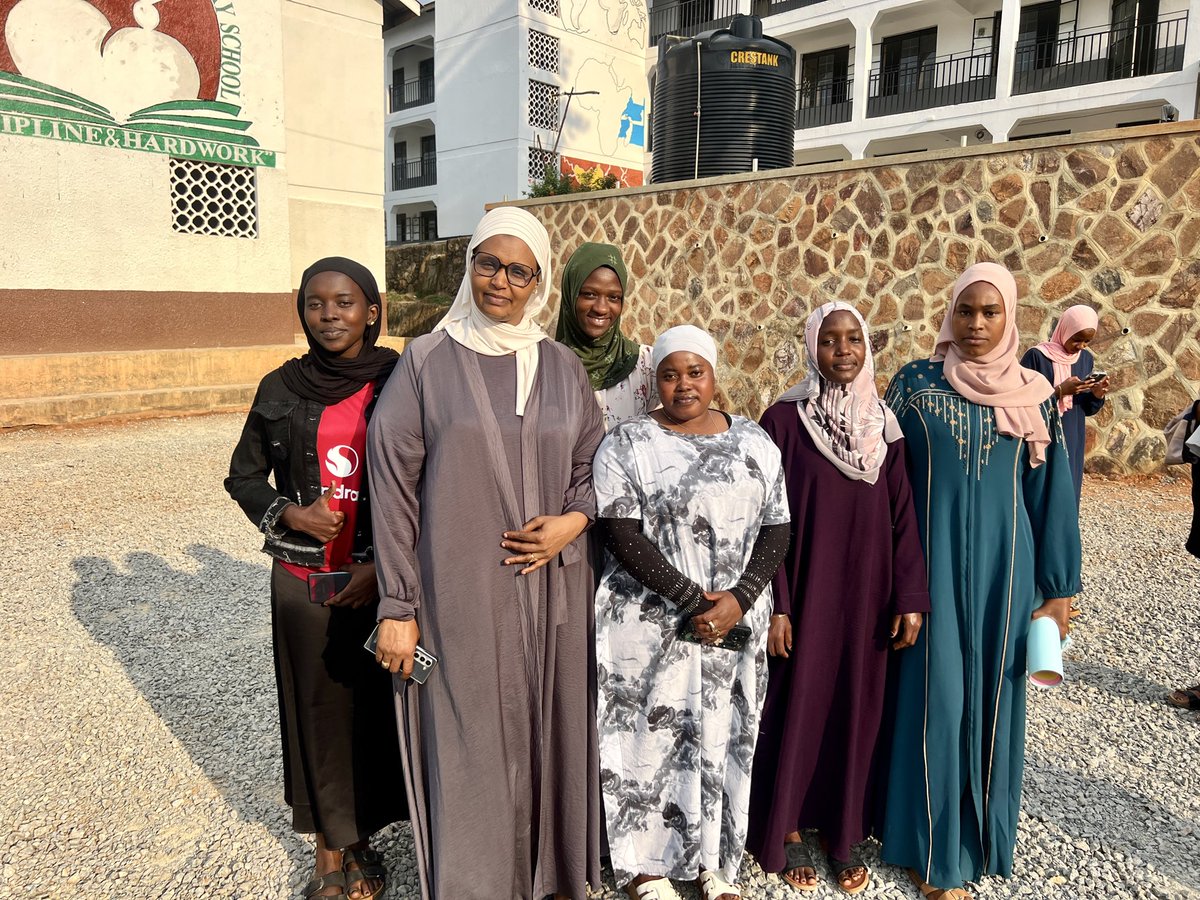 MsauWestern's tweet photo. Ladies with the patron MDMSA Hajjat Kyobutungi Zainab https://t.co/s1c8gShcBn