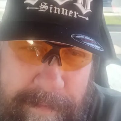 Jonathon Chaz tweet media