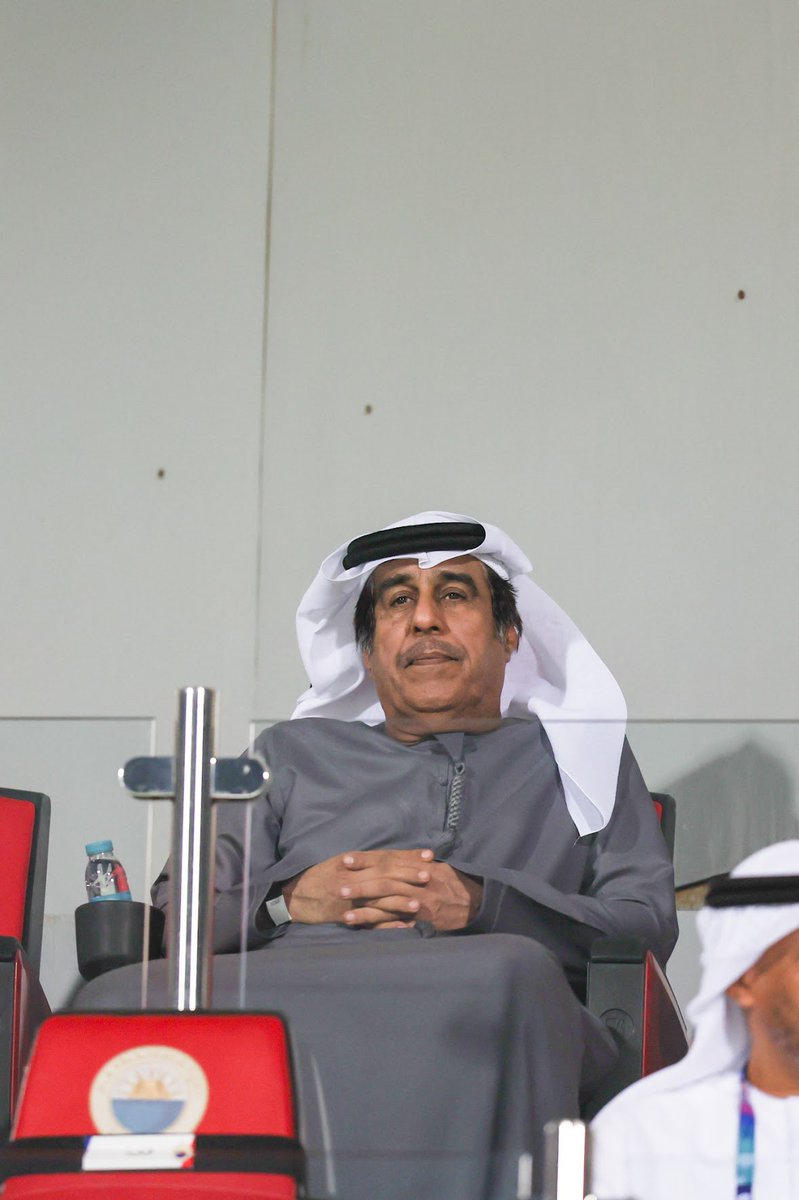 قلت ياباهي الوشاح ياهلا بورد الصباح 🤍🐳