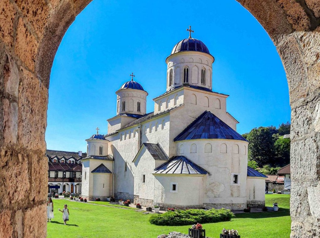 🇷🇸 📡One of the First Images Europe Ever Sent Into Space Came from a 13th Century Serbian Monastery

☦️Inside Mileševa Monastery, in the heart of western Serbia , lives the White Angel one of the most celebrated masterpieces of Serbian medieval art and a symbol of spiritual