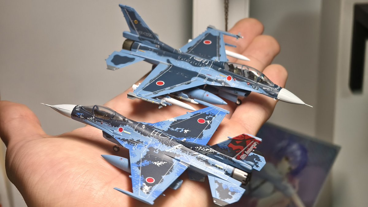 LukeW1203's tweet photo. 1/144F2a&amp;F2b战斗机
f2a是platz板件➕mach3水贴
f2b是技mix
#144scale https://t.co/zUUlWXwLdC