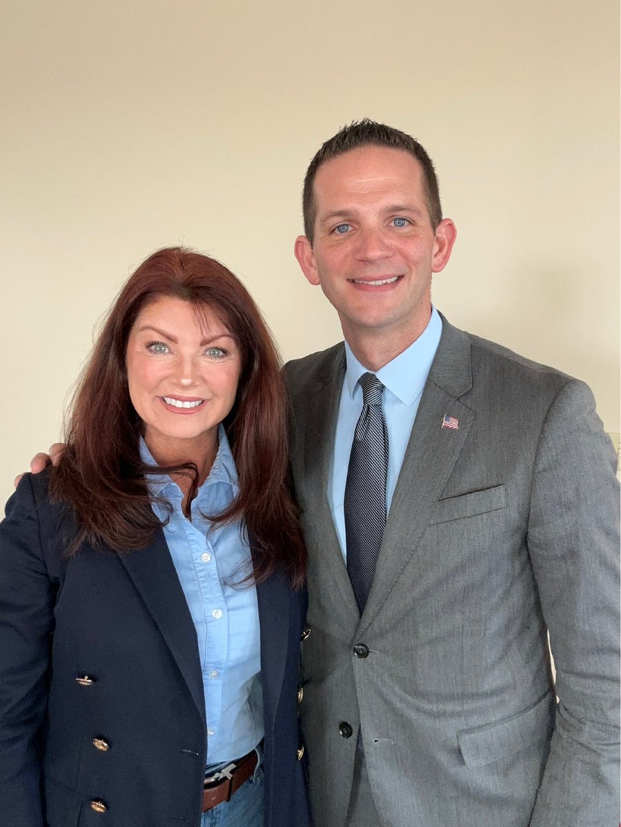 Mike Roberts tweet media