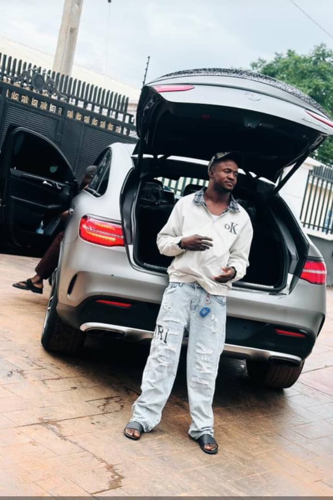 ŇËŴ ŤÁĶÊŘ tweet media