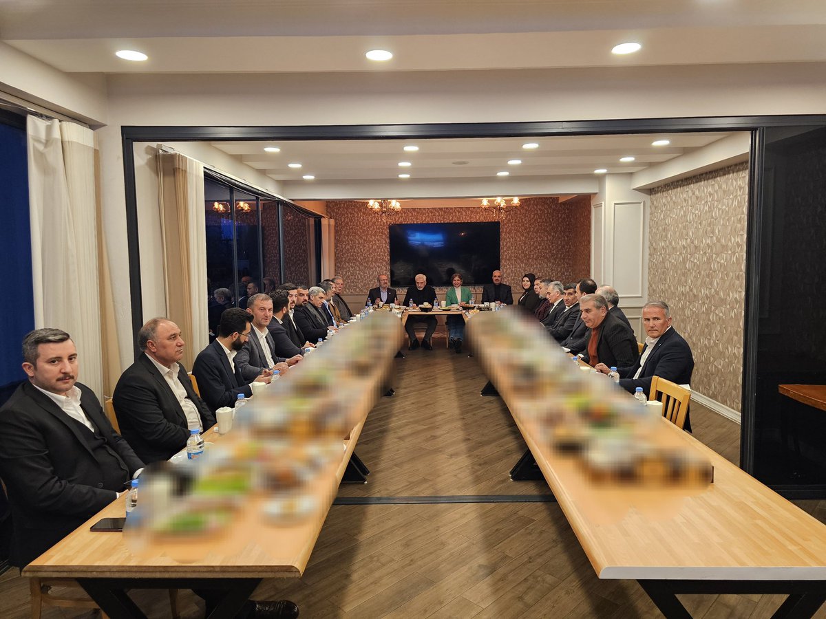 📍 Kayapınar

Milletvekillerimiz Sn. Galip Ensarioğlu, Sn. Suna Kepolu Ataman, İl Başkanımız Sn. Ömer İler, İl Kadın Kolları Başkanımız, İl Gençlik Kolları Başkanımız, Belediye Başkanlarımız ve İlçe Başkanlarımızla birlikte iftarda buluştuk.
Bu anlamlı buluşmaların devamını