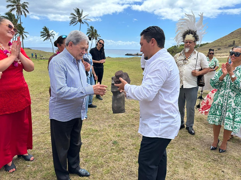 Winston Peters tweet media