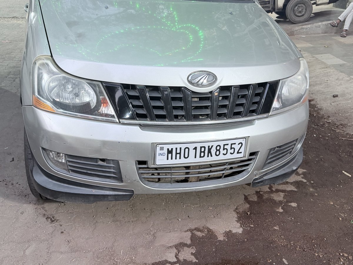 Rohan26071983's tweet photo. @MumbaiPolice @CPMumbaiPolice @MTPHereToHelp this car damage my car and also didn’t pay for the damage I also had visited the Vakola Police Station but there was for no use there told me go to BKC police station. https://t.co/B6FAdZhnx0