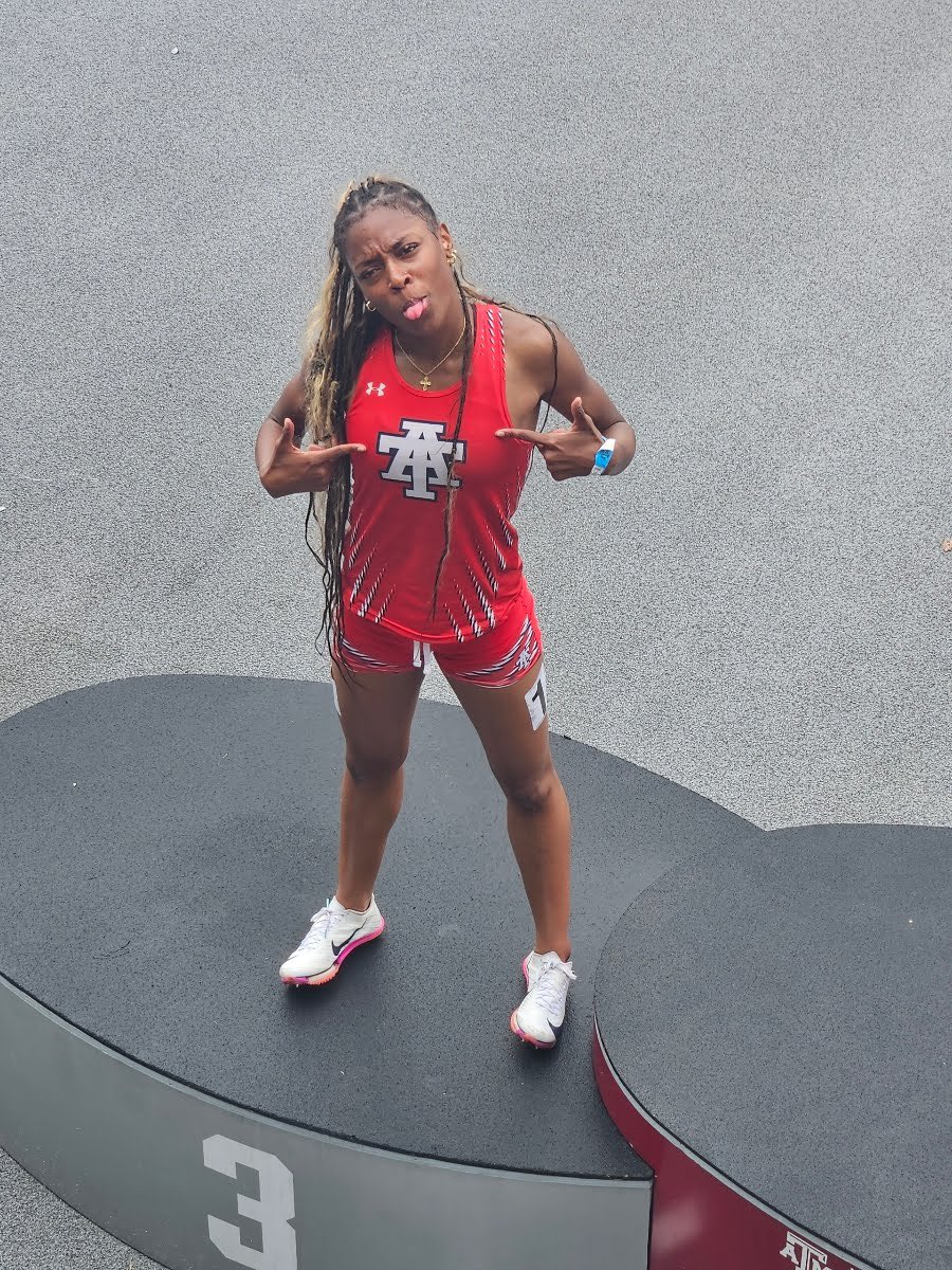 Alief Taylor Girls Track and Field tweet media