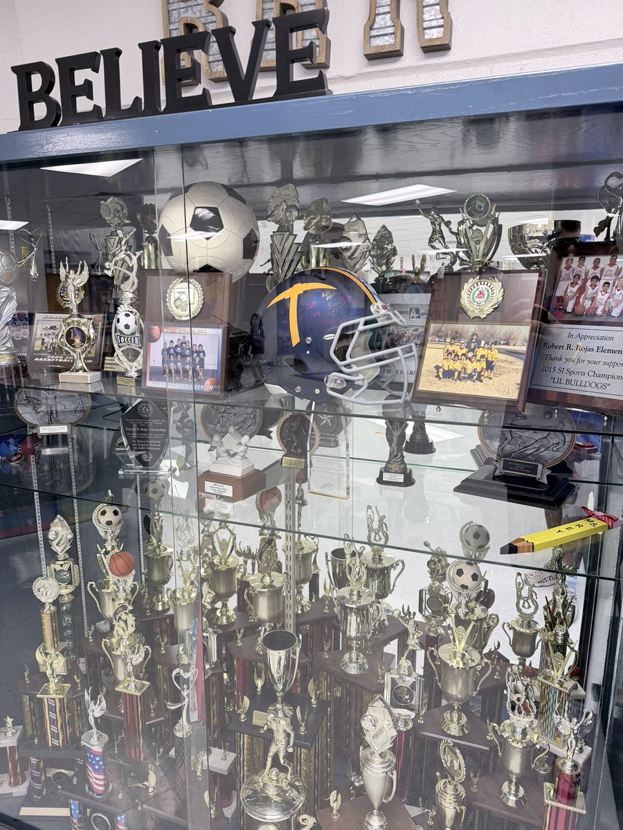 Arturo Galindo tweet media