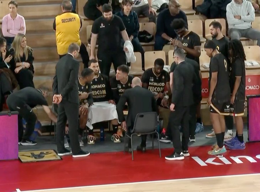 Gigantes del Basket tweet media