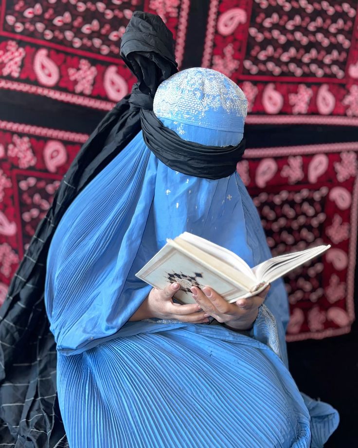 Rezam326's tweet photo. We stand with Afghan women.
#EndGenderApartheidinAfghanistan #EndGenderApartheidinAfghanistan #EndGenderApartheidinAfghanistan https://t.co/bDiPHT2Rou