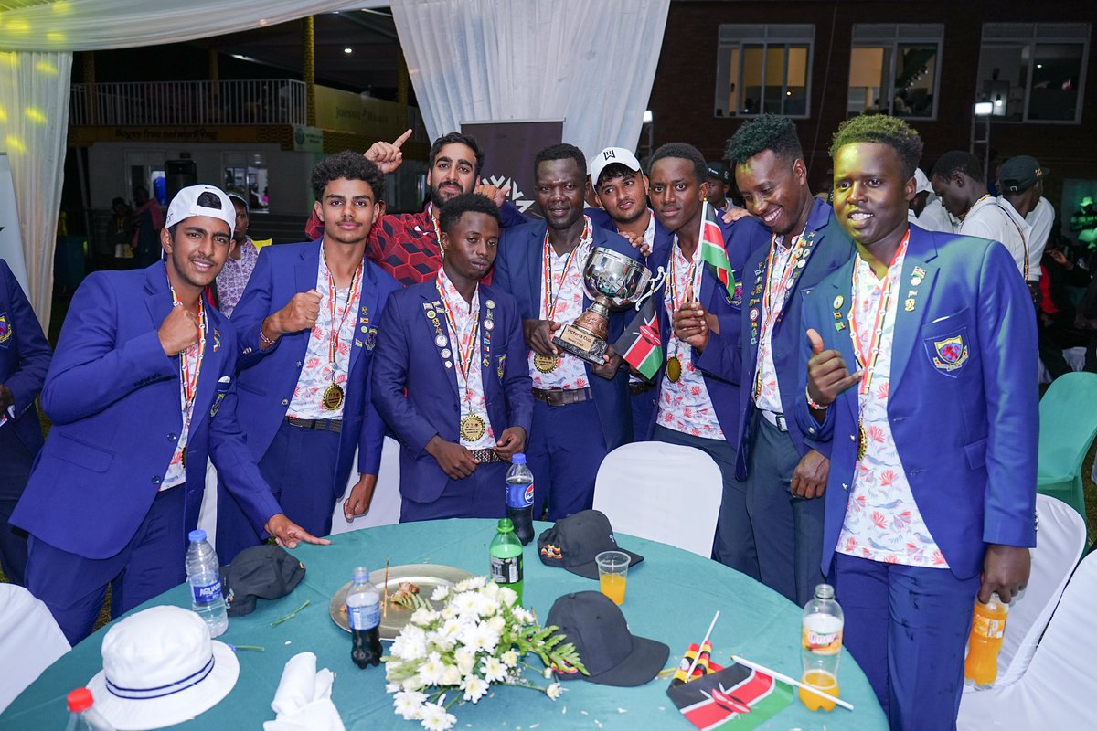 Under Par tweet media