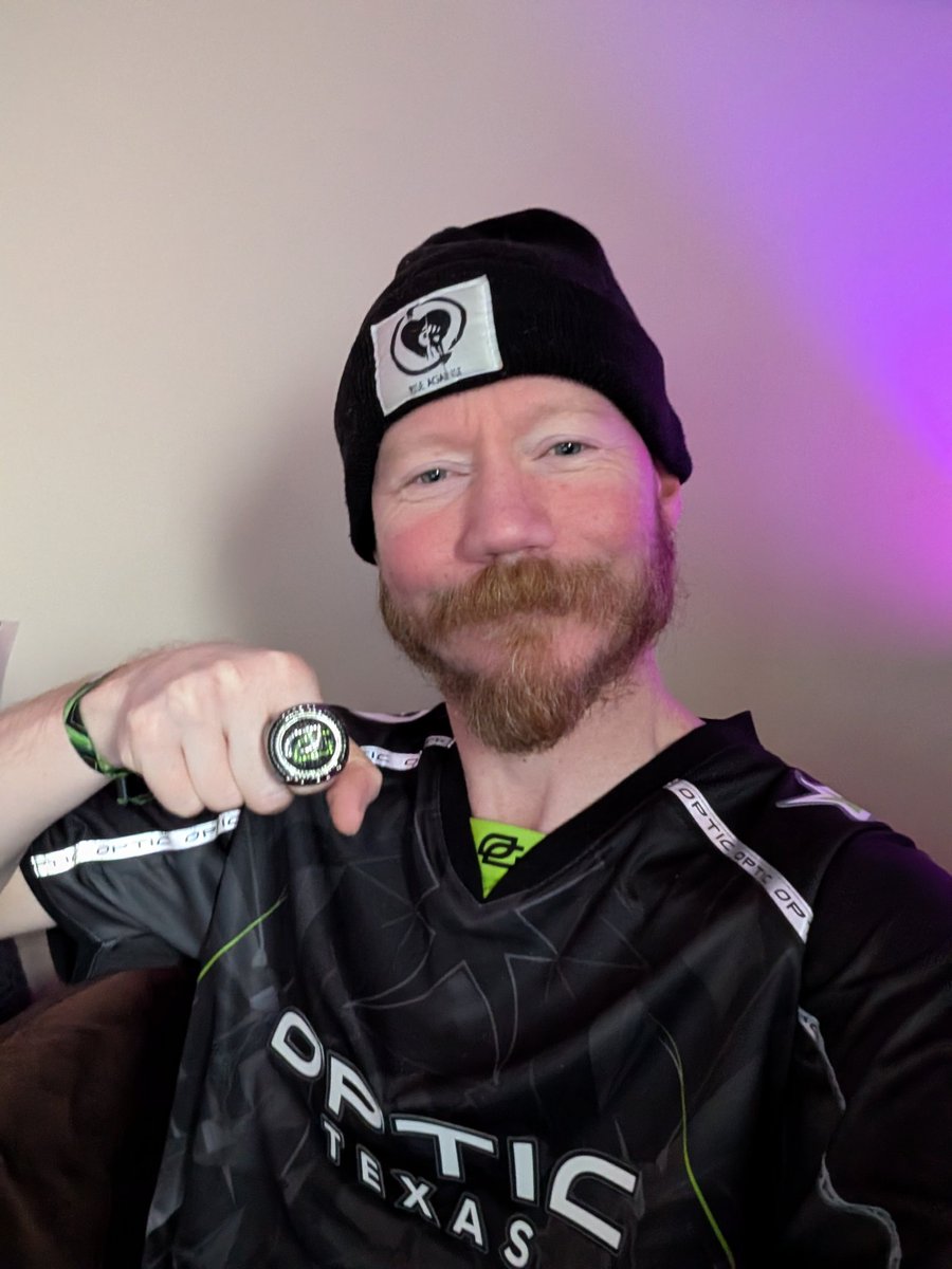 Matthew Charles tweet media