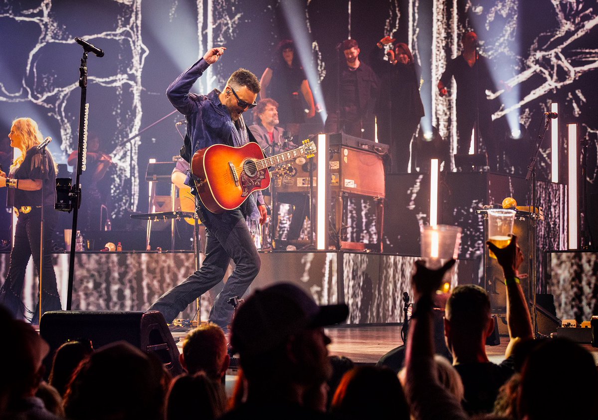 Eric Church tweet media