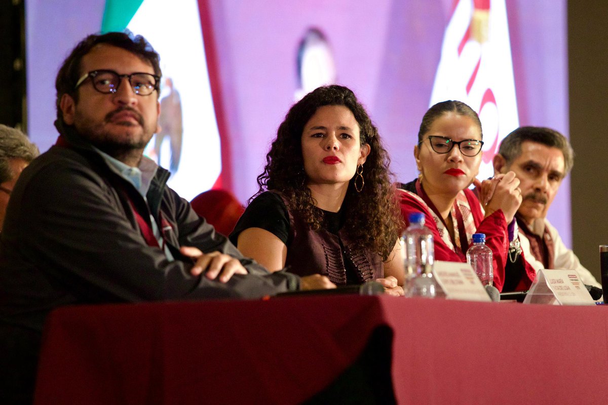 Azucena Uresti tweet media