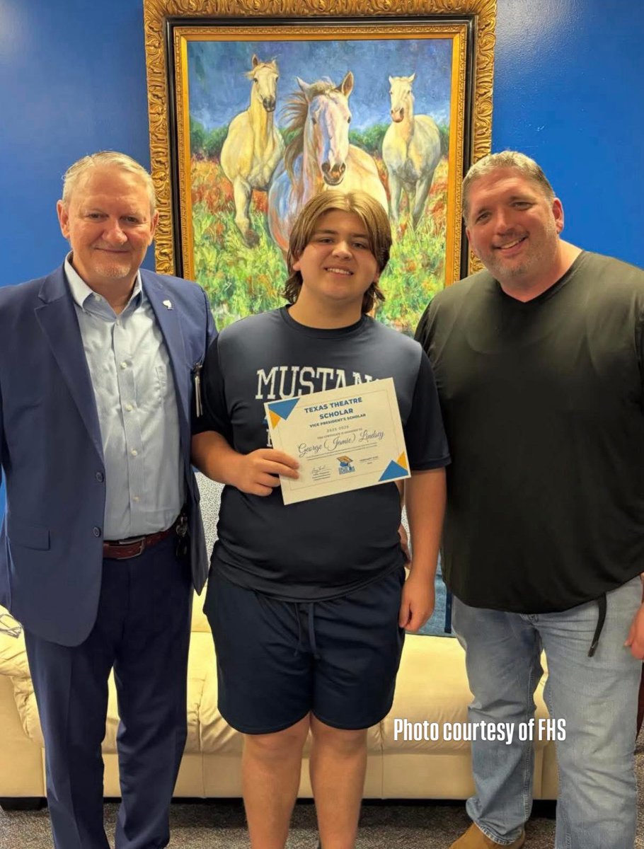TheJamieLindsey's tweet photo. Honored to be selected as a Texas Theatre Scholar by @Texas_Thespians Education Network. The Vice President Award recognizes students with a 3.5 or higher GPA (on a 4.0 scale) who exhibit behavior and good moral character, which brings honor to the program, school and community. https://t.co/cyJjR0F5M5