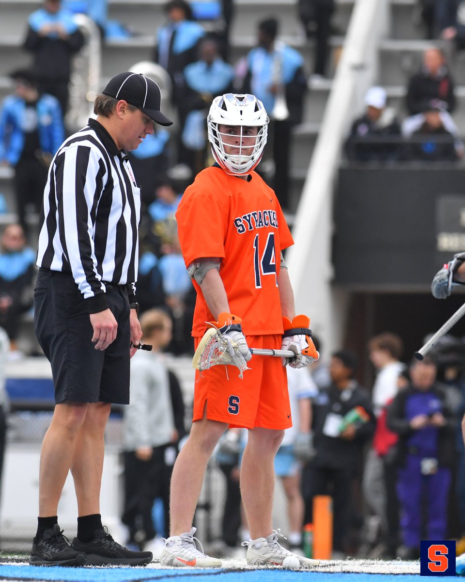 CuseMLAX's tweet photo. MASSIVE Drew Angelo win at the X after Hopkins cuts it 11-8.

'Cuse ball with 70 to play.

📺ESPN+
💻 https://t.co/rE0XbhMfBo
📻 TK99/105
🔊 https://t.co/dYCpEn4lki
📊 https://t.co/guqdkXM4uS

#HHH x #LikeNoOther https://t.co/kvCtsDrEF2