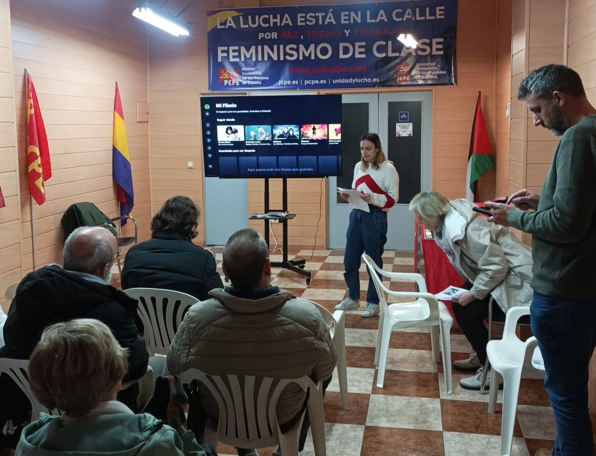 pcpe_valencia's tweet photo. Cinefòrum al COP "Las Trece Rosas" pel #8M ‼️

Hem vist "Mamma Roma" de Passolini, hem debatut al voltant de diverses qüestions que han sorgit al voltant de la projecció i sobre què significa avui realment l'emancipació femenina. 

Demà totes i tots a la manifestació del #8M ✊ https://t.co/0V327iDz81