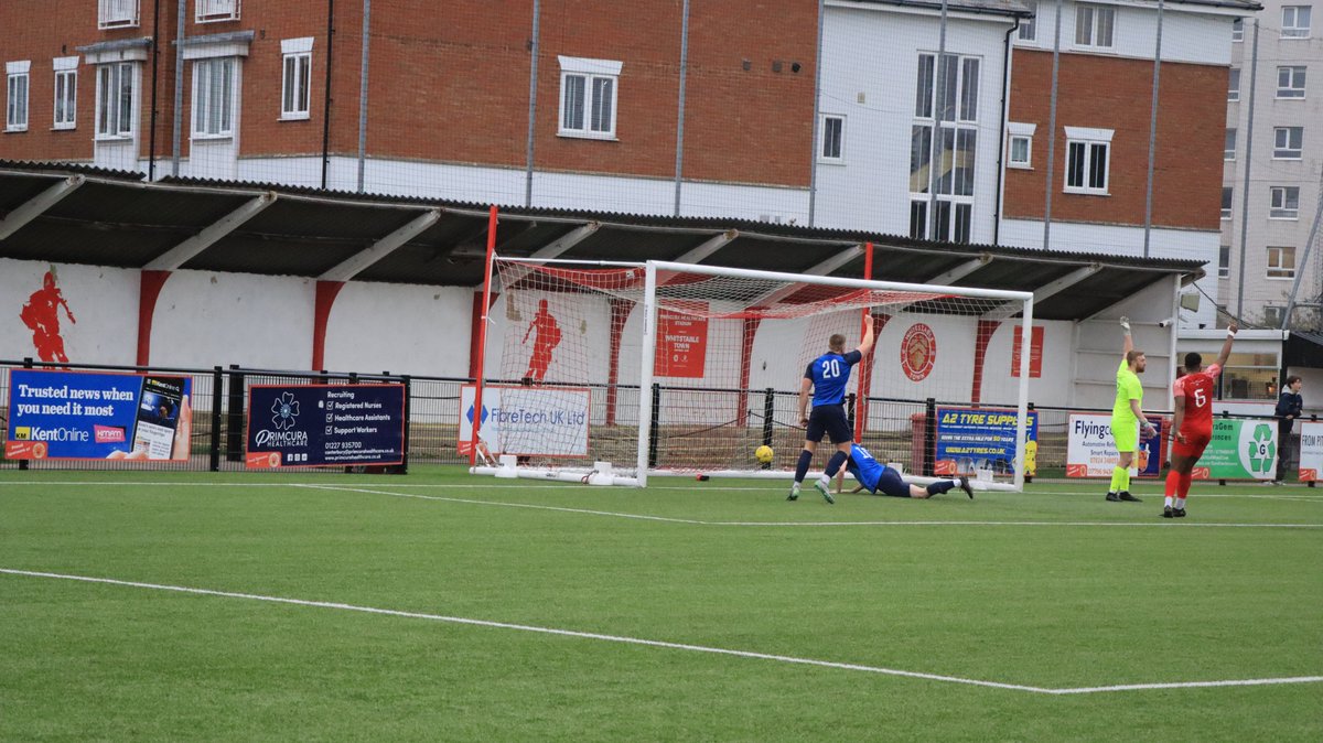 Daniel Abbott tweet media