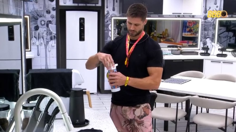 Central Reality tweet media