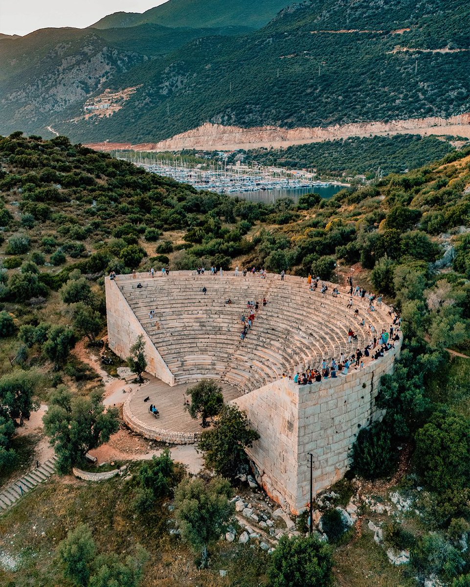 Gitmeliyiz tweet media