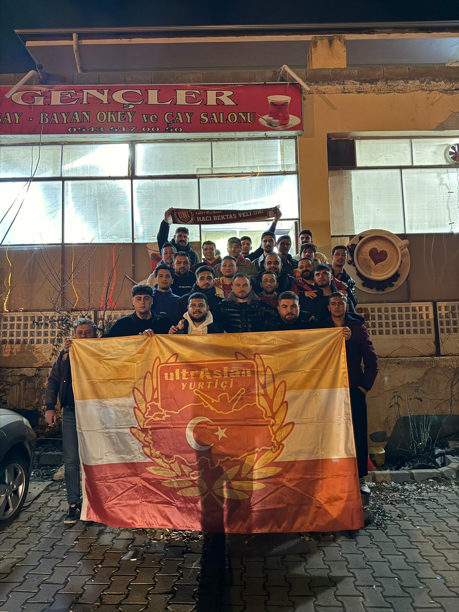 uANevsehirUNI's tweet photo. “SEN ŞAMPİYON OLACAKSIN”

GALATASARAY’ımızın jimnastik kulübü ile mücadelesini mekanımızda hep beraber omuz omuza izledik.

#uAUNINEVŞEHİR
#ultrAslanUNI https://t.co/qH373rmmhz