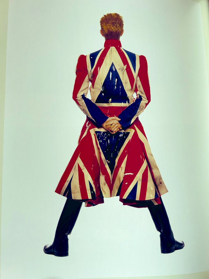 Catherine Curzon tweet media