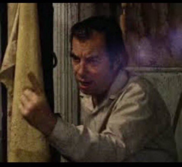 Can we acknowledge how Drayton always got that shit on?