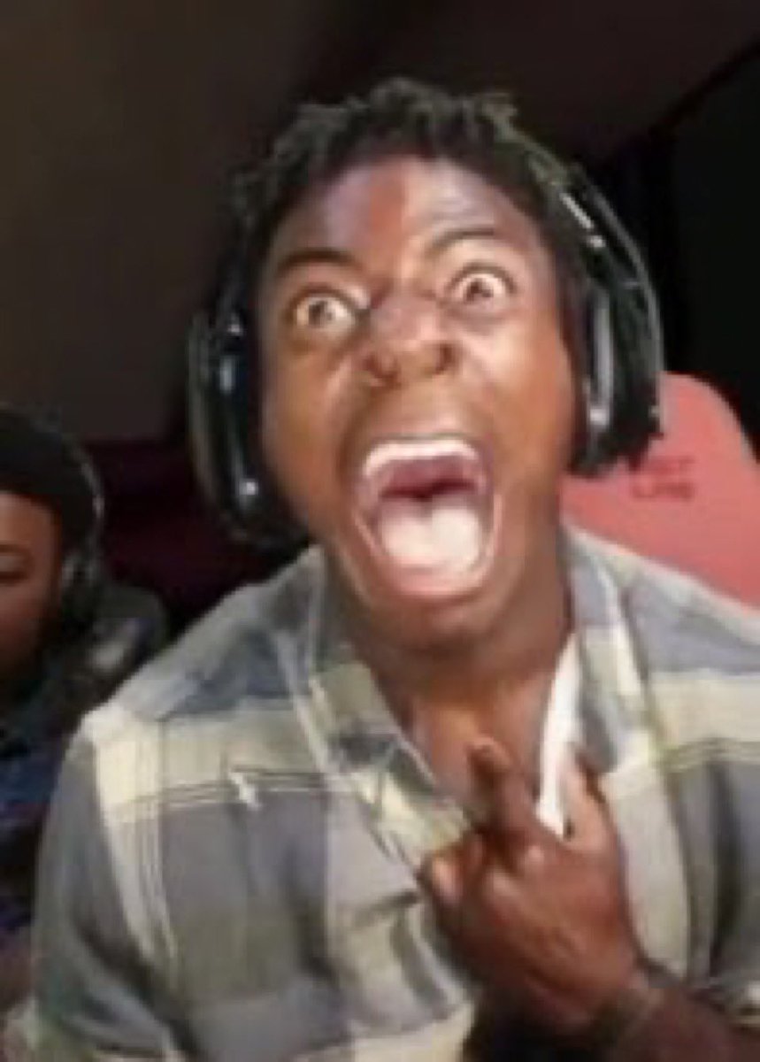 Capupcchino's tweet photo. how i think oomfs will react if i try to dm https://t.co/iw6OJDjneJ
