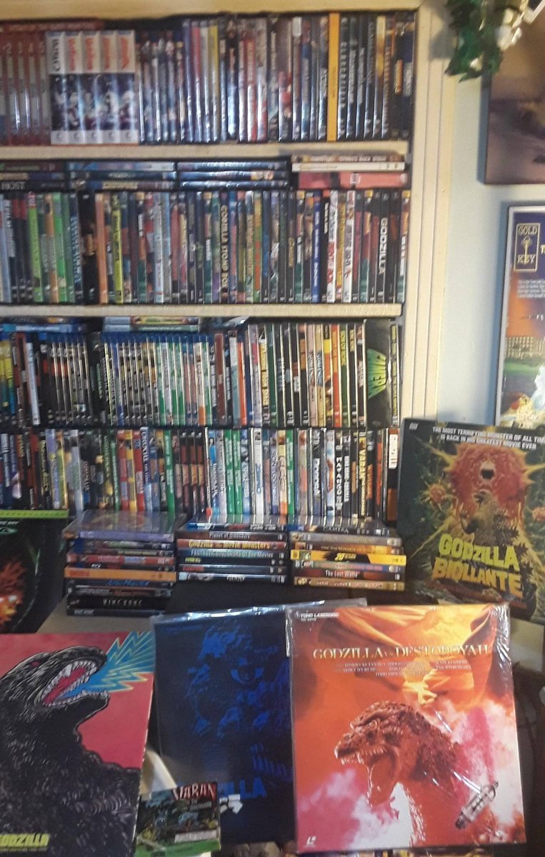 Kaiju Conversation tweet media