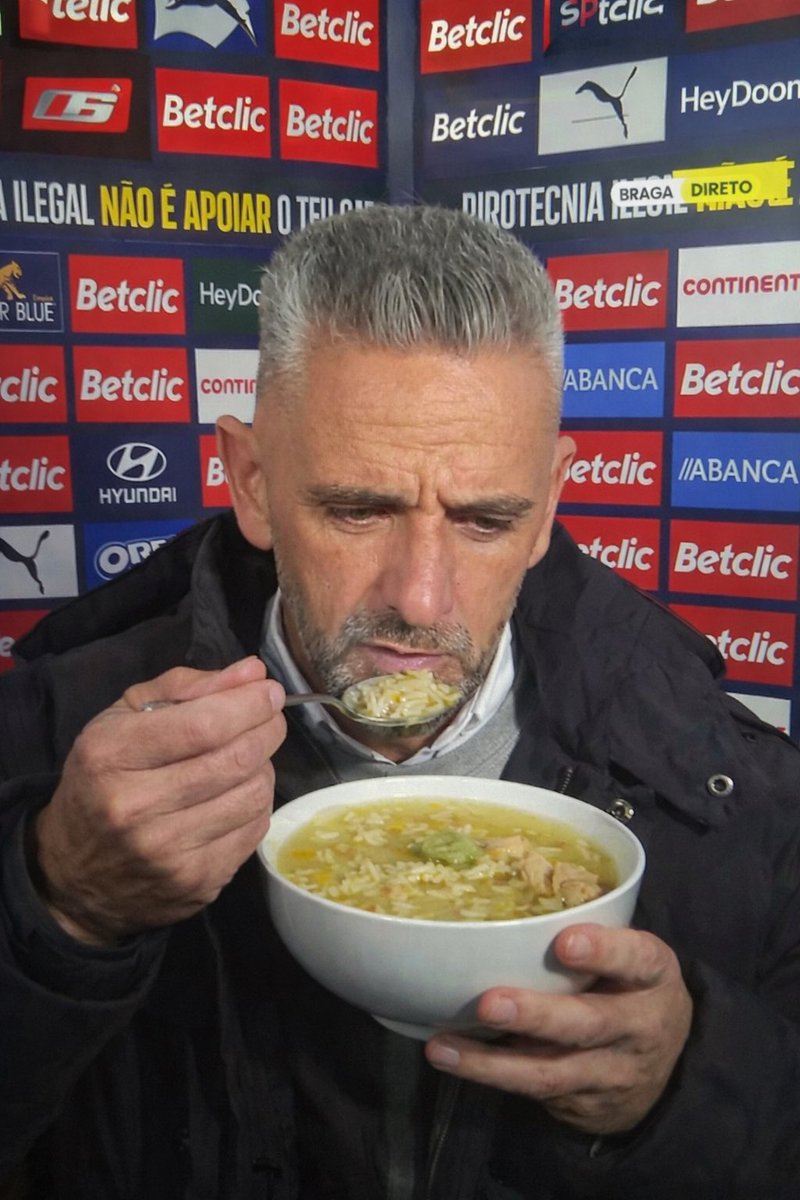 Será que viu o penálti ou estava a comer canja …