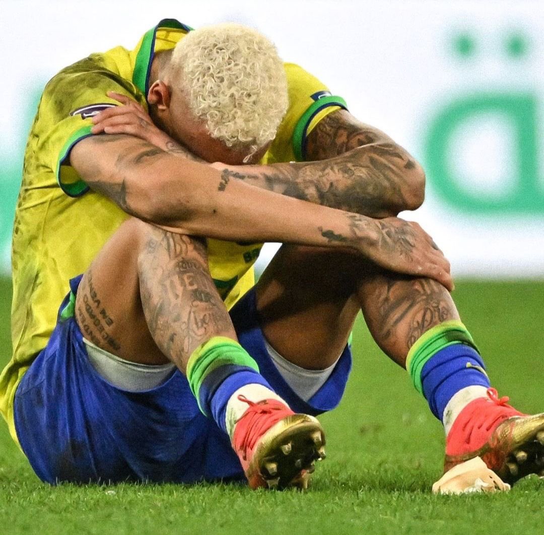 Absolutebrazil's tweet photo. Cite um jogador de futebol que nao tem Copa do Mundo mas merecia uma. https://t.co/lStU6avaZe