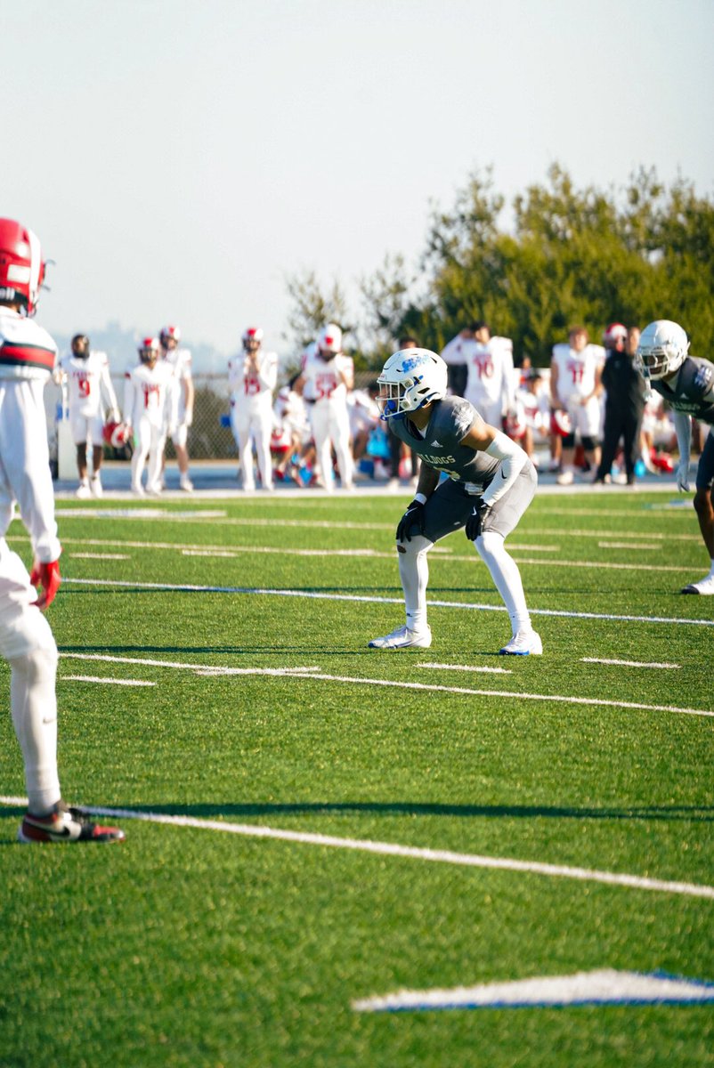 jaxonholloway1_'s tweet photo. BEEN IN THE LAB
🔷Jaxon Holloway
🔷College of San Mateo
🔷DB
🔷6’3 205
🔷 5 offers (1 D1 4 D2)
🔷 back to back juco national champ 
🔷 3 for 2
🔷AA in hand
@coachTcsm @Ogthetruth @Coach_Sekona 
https://t.co/dWP6emB9hr https://t.co/glIMOQ39DM