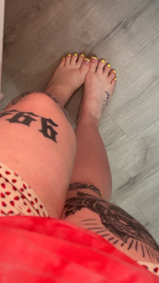Sole Seductress 👣 tweet media