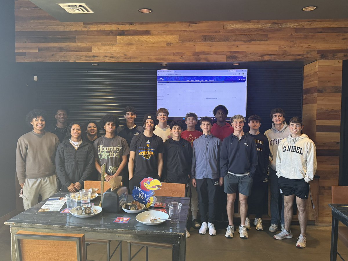 CollegiateHoops's tweet photo. Selection Saturday and KU vs K-State at CNP! Excited for the KSHSAA State Tournament next week ‼️ 🏀 https://t.co/Aj3mrcl2dk