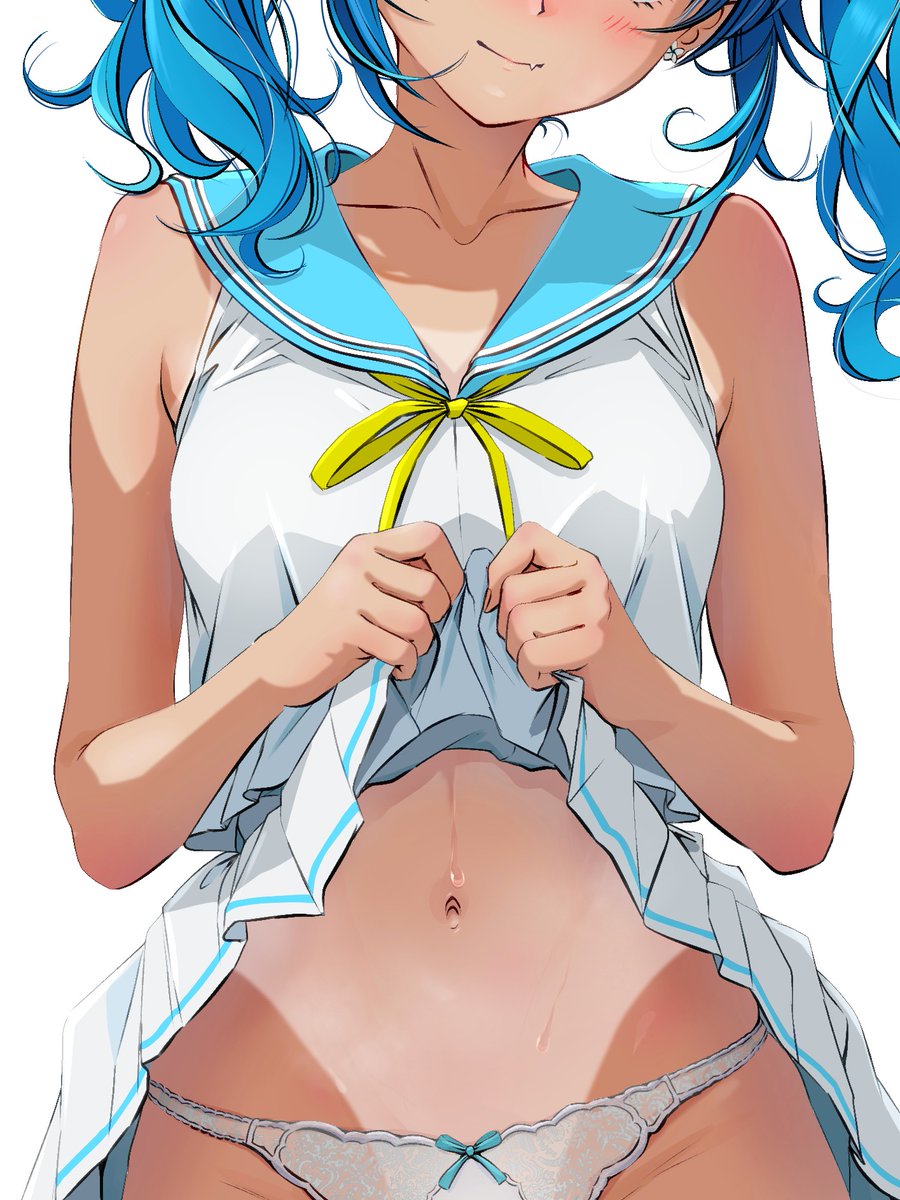 たくし上げはヘソまで見せて欲しい💙 