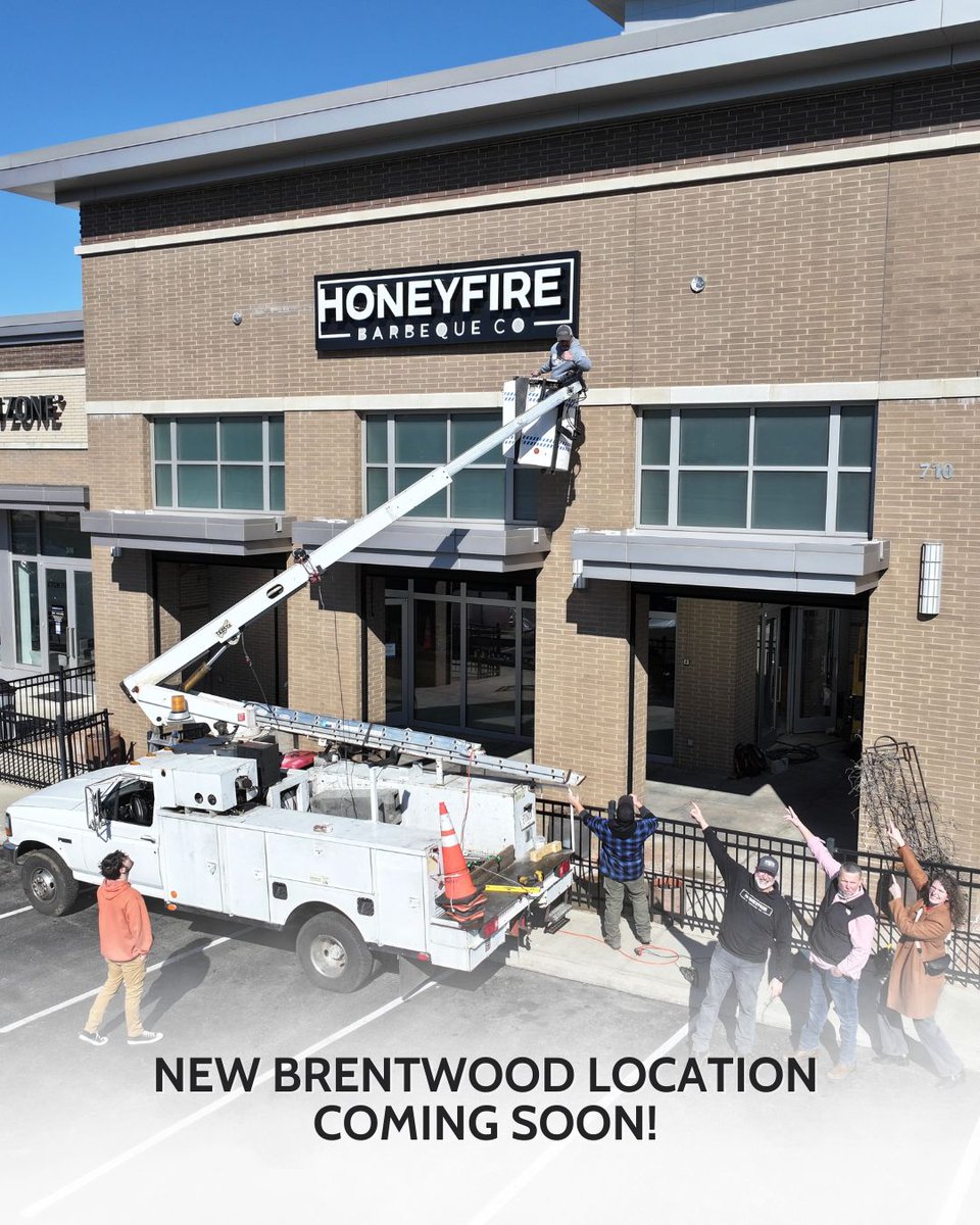 Brentwood… we’re coming soon. 🔥
Big things are smoking. Stay tuned.

#HoneyFireBBQ #BrentwoodTN #ComingSoon #BBQLovers #NashvilleEats