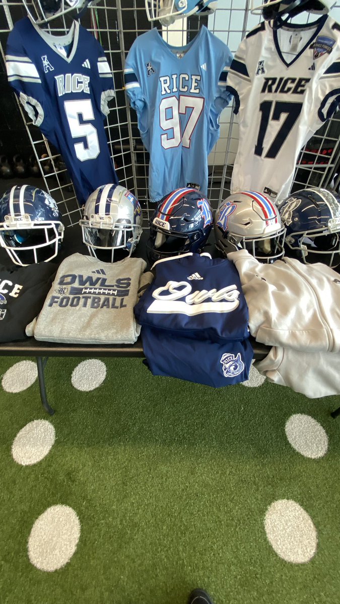 Glowin Mbobile tweet media